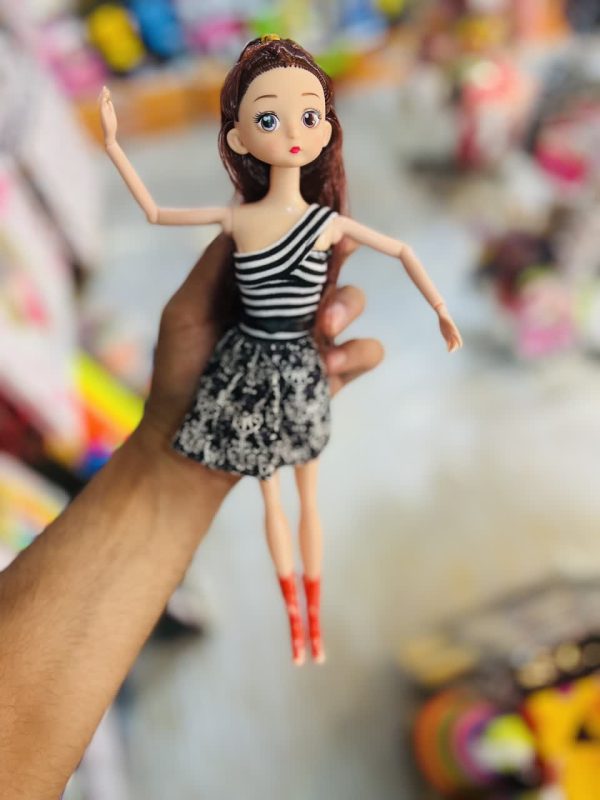 عروسک باربی مفصلی با لوازم پزشکی کد ۵۱۵۸